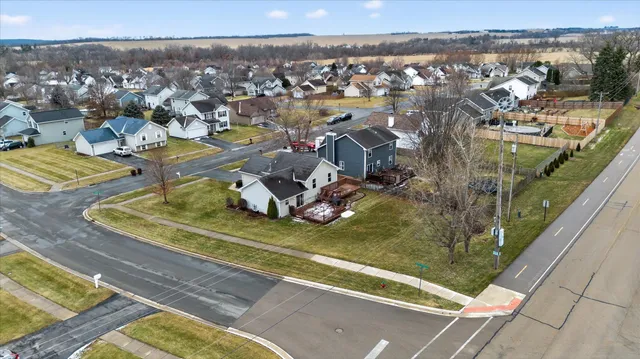 $315,000 | 1903 Silverthorn Drive, Byron, IL 61010