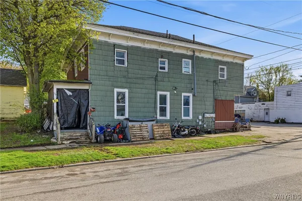 $199,500 | 98 Washington Street, Lockport, NY 14094