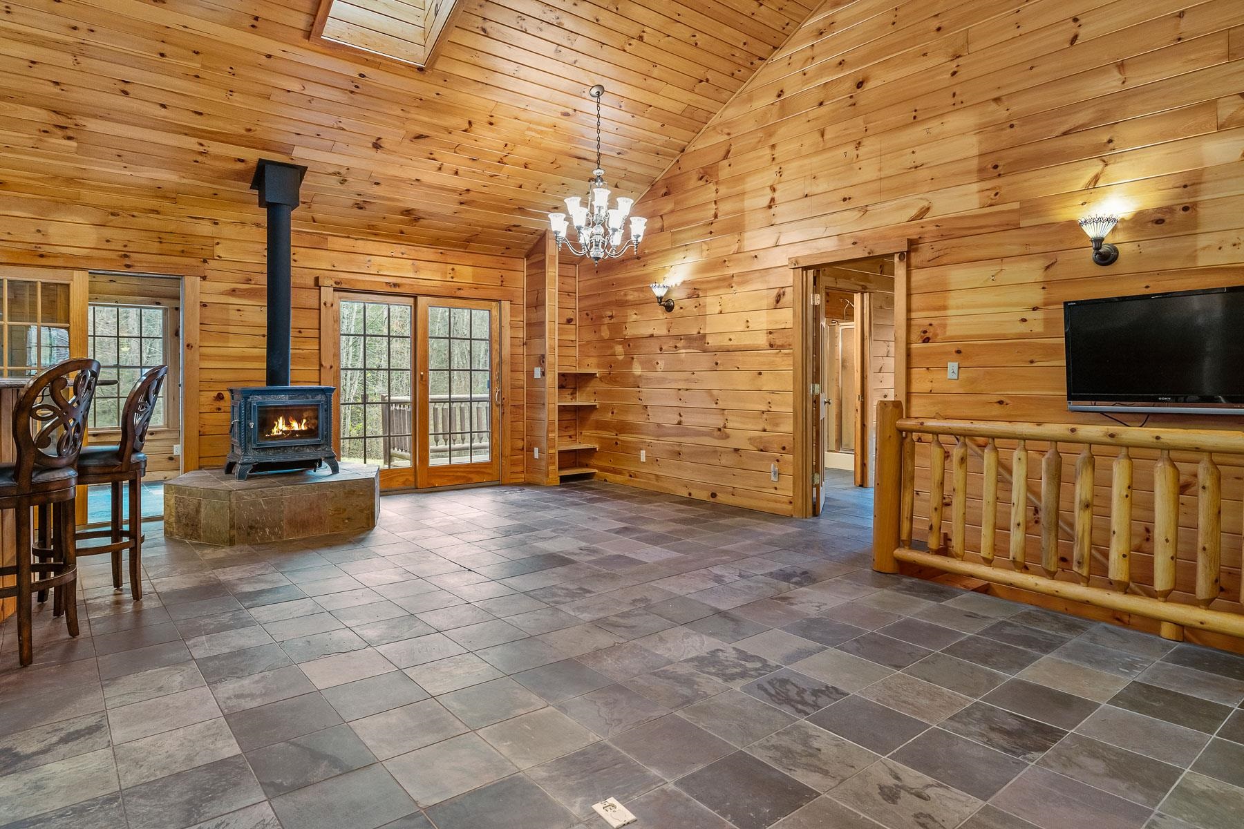 78 Watson Road Dover, NH 03820 - Photo 24 of 40