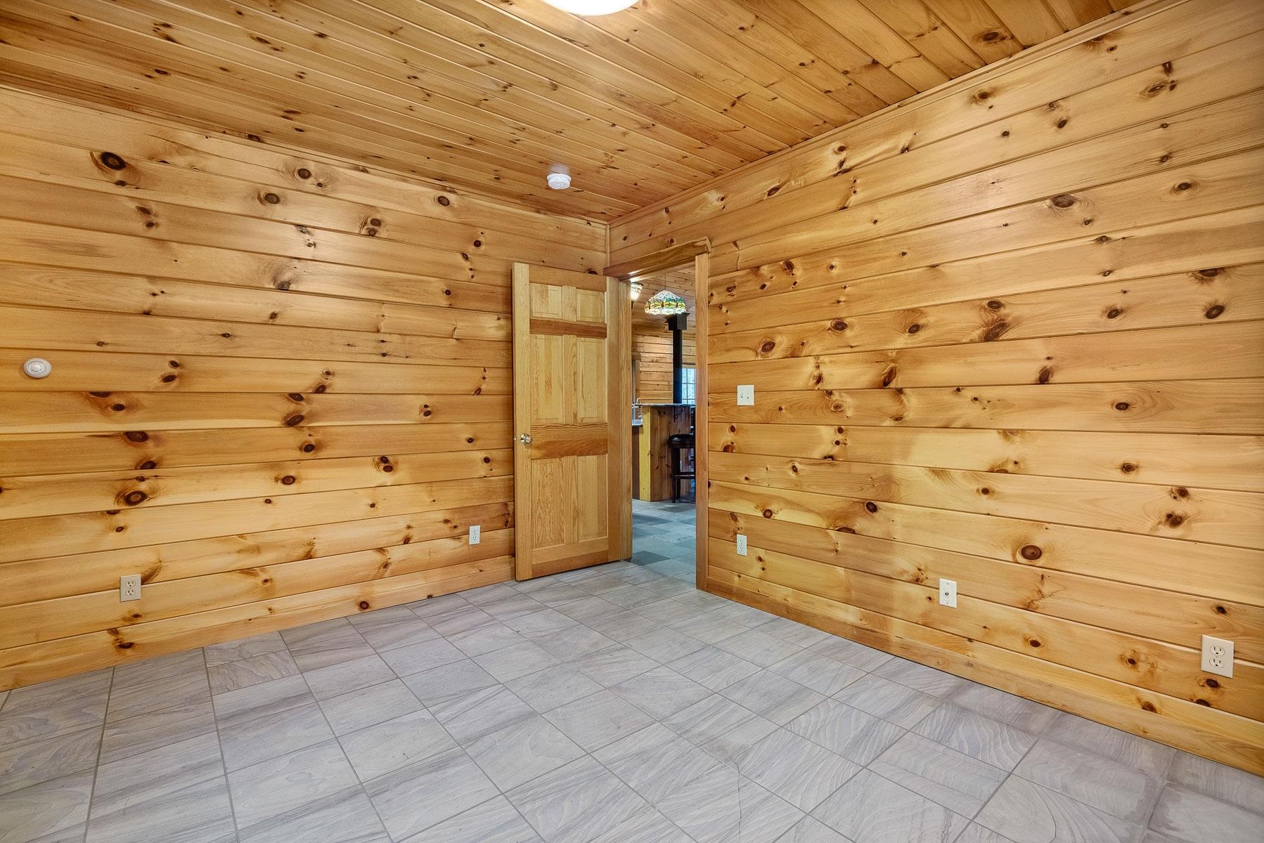 78 Watson Road Dover, NH 03820 - Photo 4 of 40