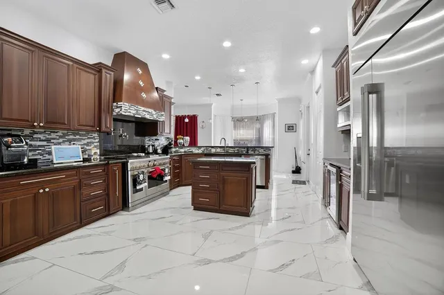 $1,400,000 | 12480 Northwest 62nd Court, Coral Springs, FL 33076