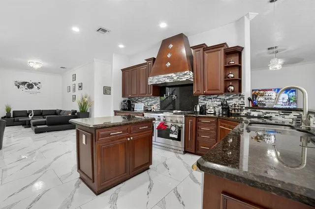 $1,400,000 | 12480 Northwest 62nd Court, Coral Springs, FL 33076