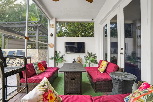 $1,400,000 | 12480 Northwest 62nd Court, Coral Springs, FL 33076