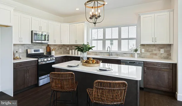 $794,900 | 346 Aplomado Street, Denver, PA 17517