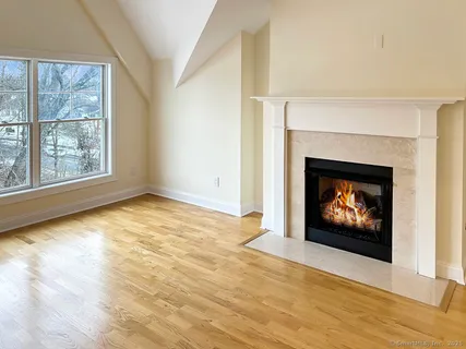 $675,000 | 16 Hayestown Road, Unit A403, Danbury, CT 06811