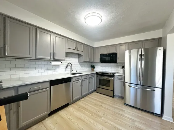 $550,000 | 1302 Lewis O Gray Drive, Unit 1302, Saugus, MA 01906