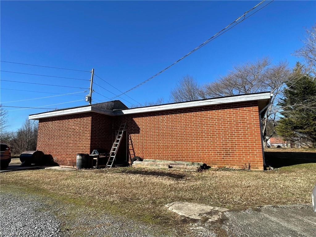 6040 Austin Little Mountain Road Elkin, NC 28621 - Photo 38 of 45 Gallery Image 38