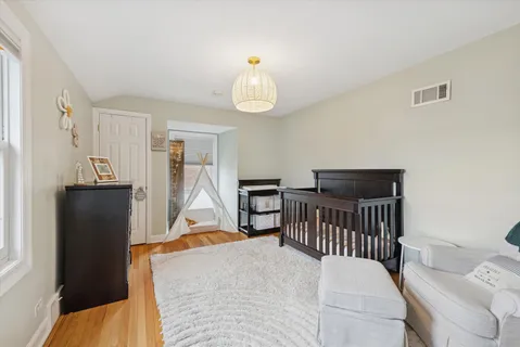 $589,000 | 328 Lorraine Street, Glen Ellyn, IL 60137