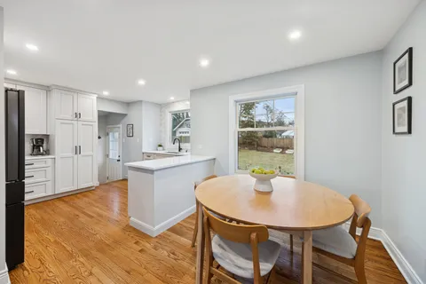 $589,000 | 328 Lorraine Street, Glen Ellyn, IL 60137