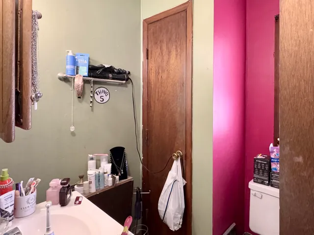 $130,000 | 134 North Adams Street, Oconto Falls, WI 54154