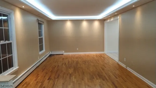 $3,700 | 822 Pompton Avenue, Unit 1, Cedar Grove, NJ 07009