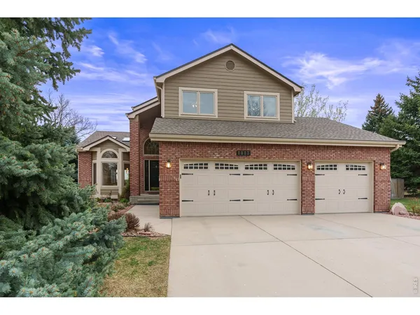 $890,000 | 1013 Fox Hills Drive, Fort Collins, CO 80526