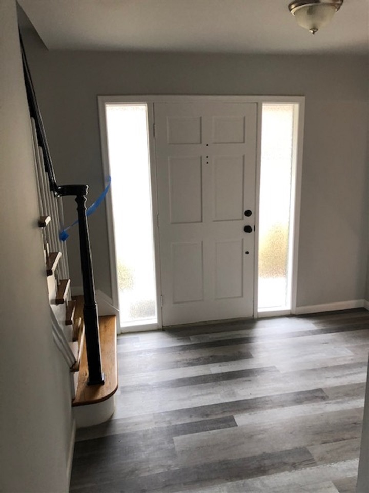 808 Baylor Road Rochester, MI 48309 - Photo 9 of 43 50010162-8.JPG
