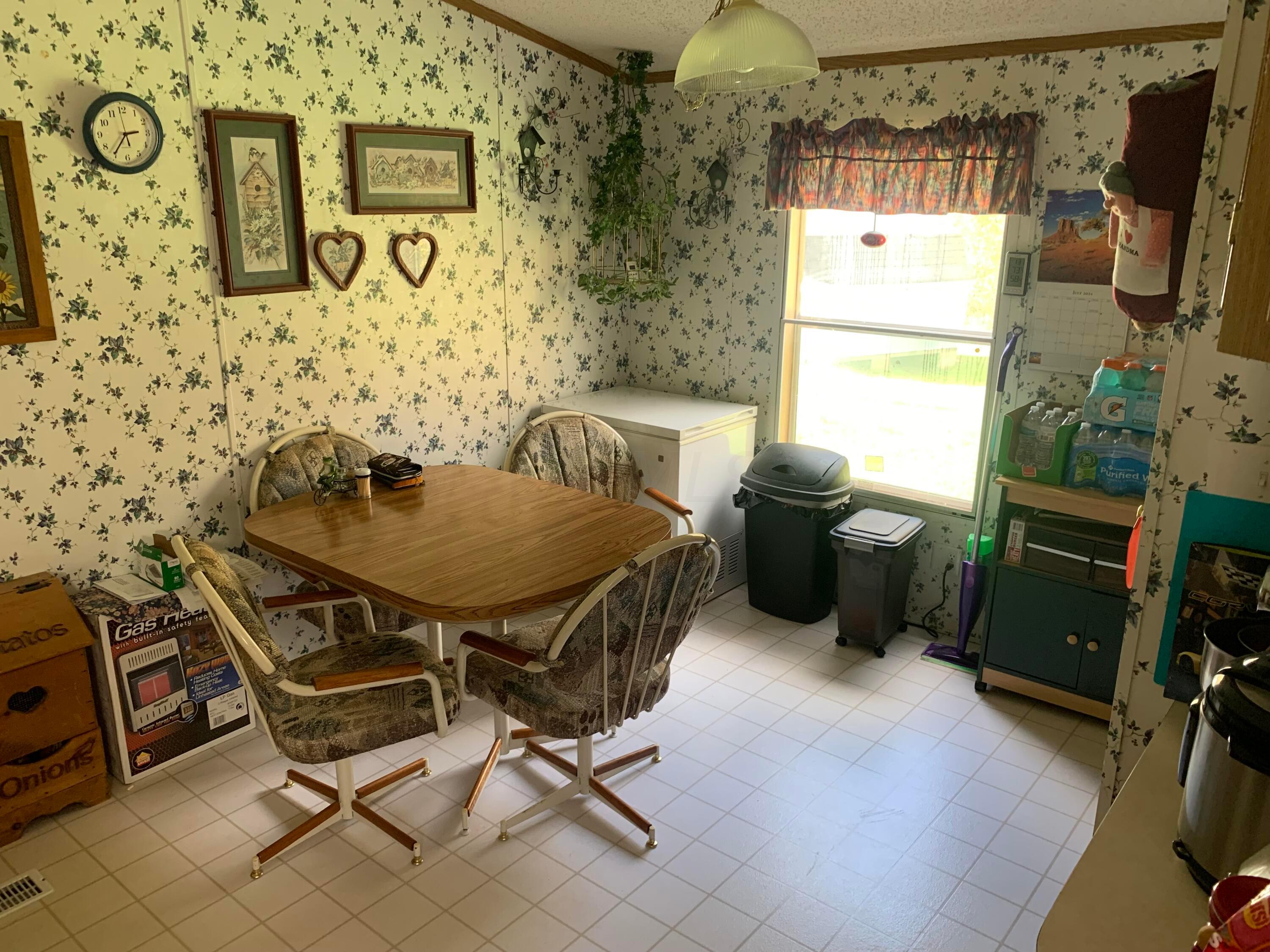 461 Hollingshead Road Wellston, OH 45692 - Photo 8 of 15