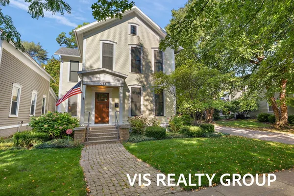 $1,175,000 | 415 Howard Avenue, Grand Haven, MI 49417