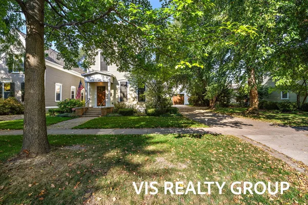$1,175,000 | 415 Howard Avenue, Grand Haven, MI 49417