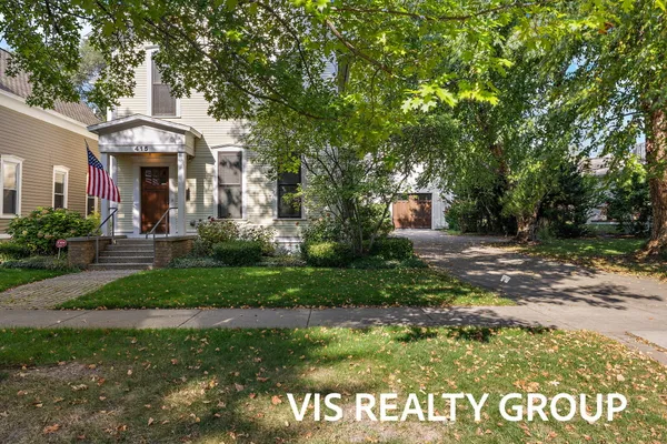 $1,175,000 | 415 Howard Avenue, Grand Haven, MI 49417