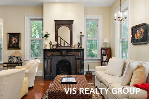 $1,175,000 | 415 Howard Avenue, Grand Haven, MI 49417