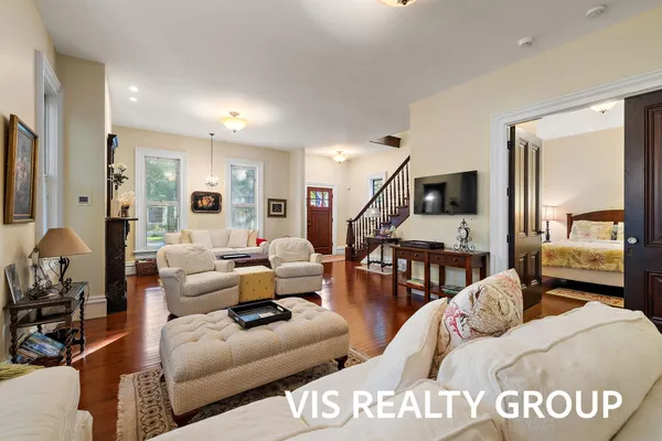 $1,175,000 | 415 Howard Avenue, Grand Haven, MI 49417