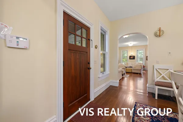 $1,175,000 | 415 Howard Avenue, Grand Haven, MI 49417