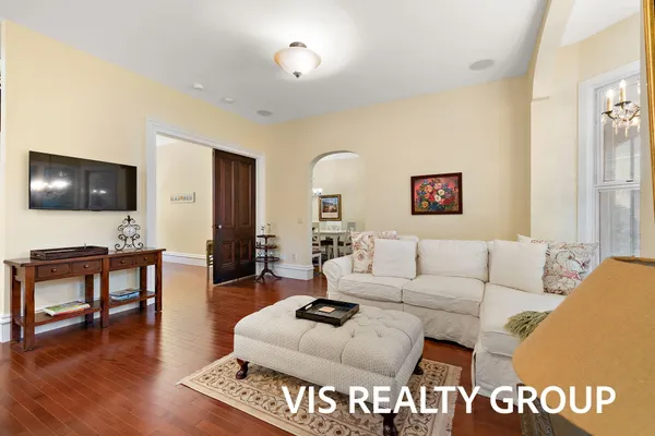 $1,175,000 | 415 Howard Avenue, Grand Haven, MI 49417