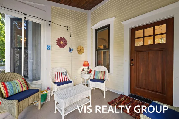 $1,175,000 | 415 Howard Avenue, Grand Haven, MI 49417