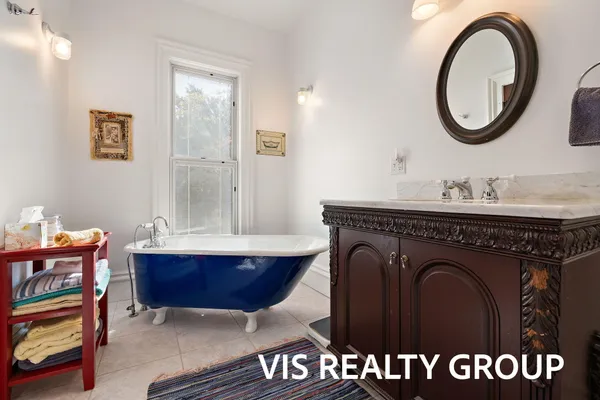 $1,175,000 | 415 Howard Avenue, Grand Haven, MI 49417