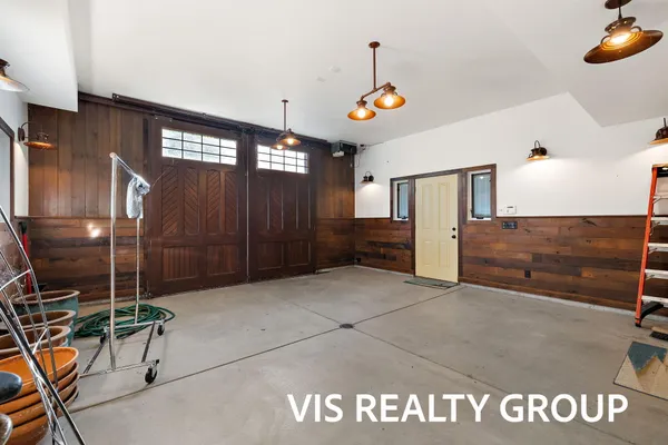 $1,175,000 | 415 Howard Avenue, Grand Haven, MI 49417