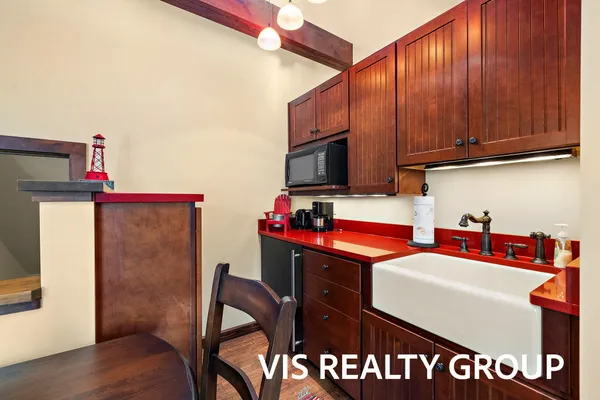 $1,175,000 | 415 Howard Avenue, Grand Haven, MI 49417