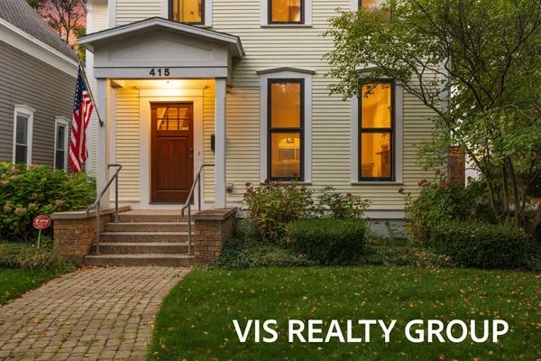 $1,175,000 | 415 Howard Avenue, Grand Haven, MI 49417