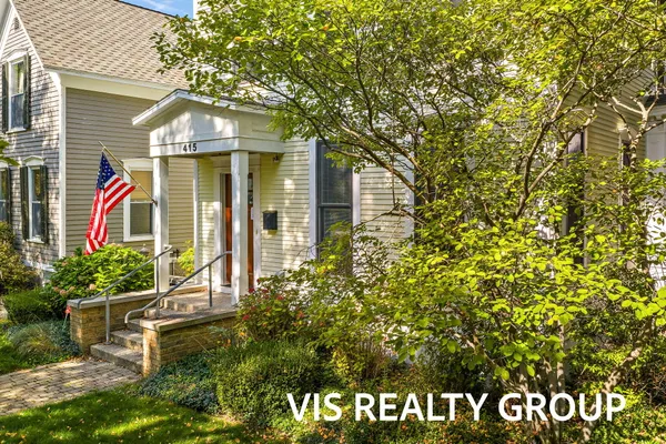 $1,175,000 | 415 Howard Avenue, Grand Haven, MI 49417