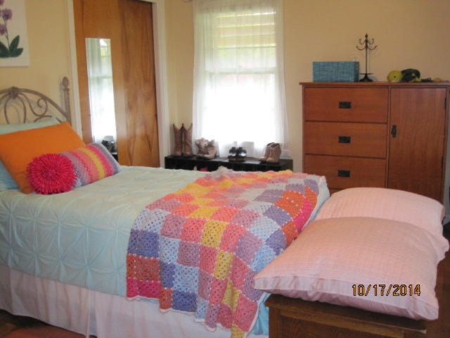1027 Park Road Jackson, MI 49203 - Photo 17 of 47 3rd Bedroom
