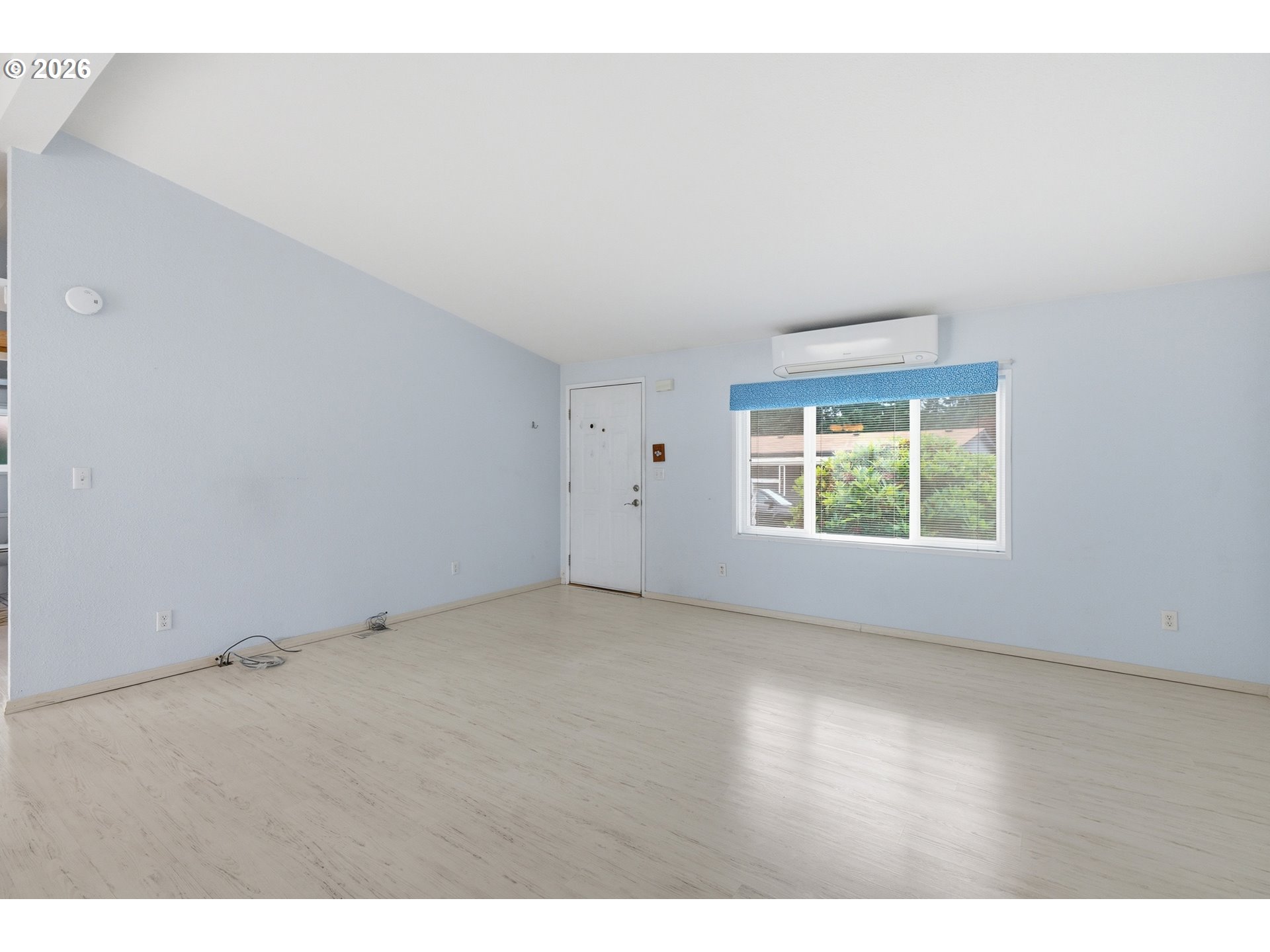 15619 Northeast Caples Road, Unit 29 Brush Prairie, WA 98606 - Photo 6 of 15 Living Room