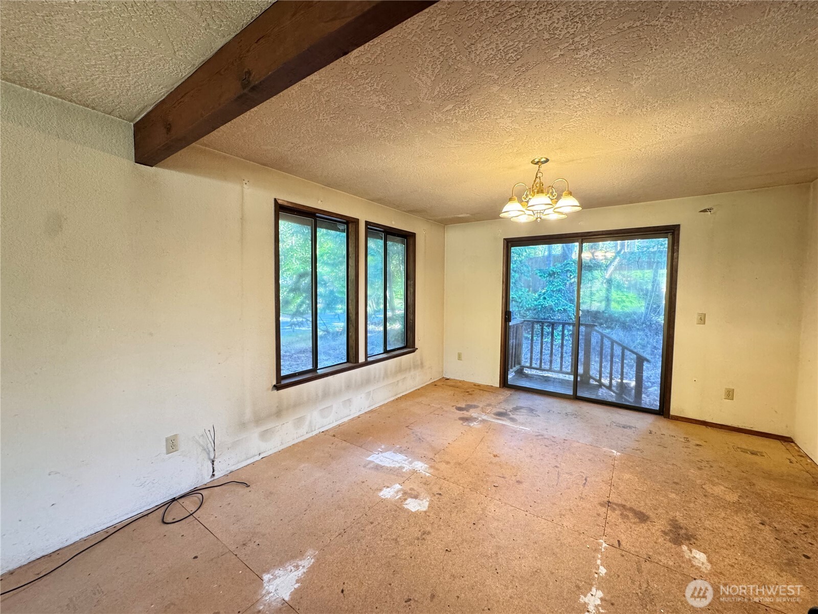 2139 Seabreeze Place Port Angeles, WA 98363 - Photo 5 of 26
