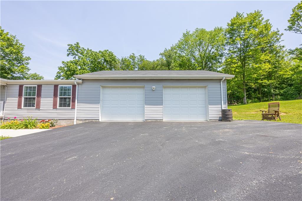 182 Bank Head Road Smithfield, PA 15478 - Photo 3 of 30