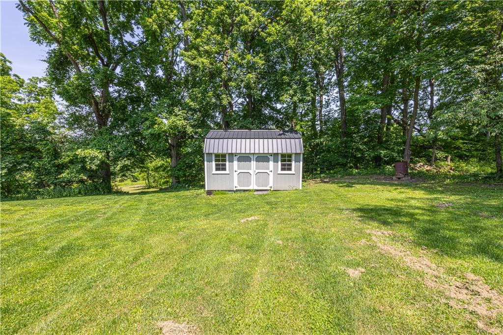 182 Bank Head Road Smithfield, PA 15478 - Photo 5 of 30