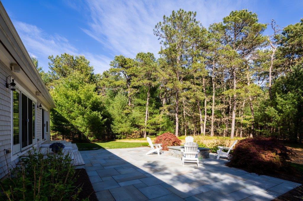 1045 Old Post Road Cotuit, MA 02635 - Photo 6 of 33 1045OldPostRd-08-Cotuit-w