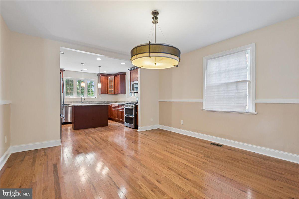 1215 Southview Road Baltimore, MD 21218 - Photo 10 of 40 Gallery Image 10