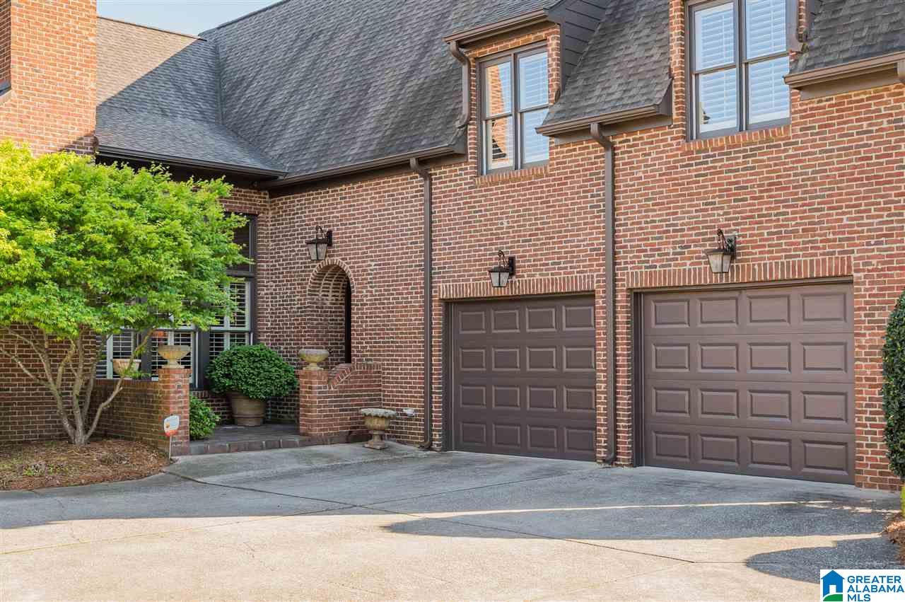 5680 Chestnut Trace Birmingham, AL 35244 - Photo 2 of 48