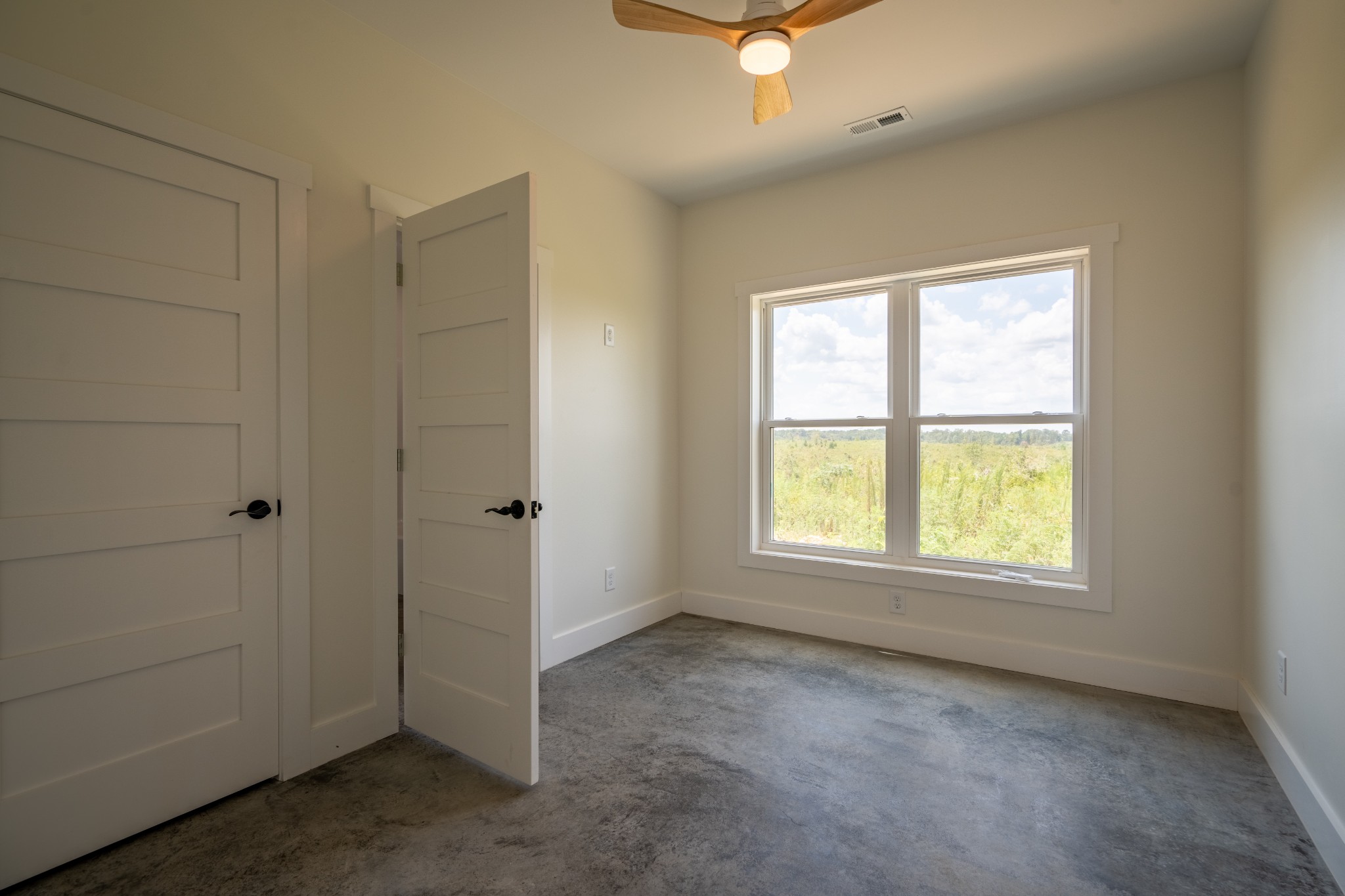 241 Springer Road Hohenwald, TN 38462 - Photo 14 of 63