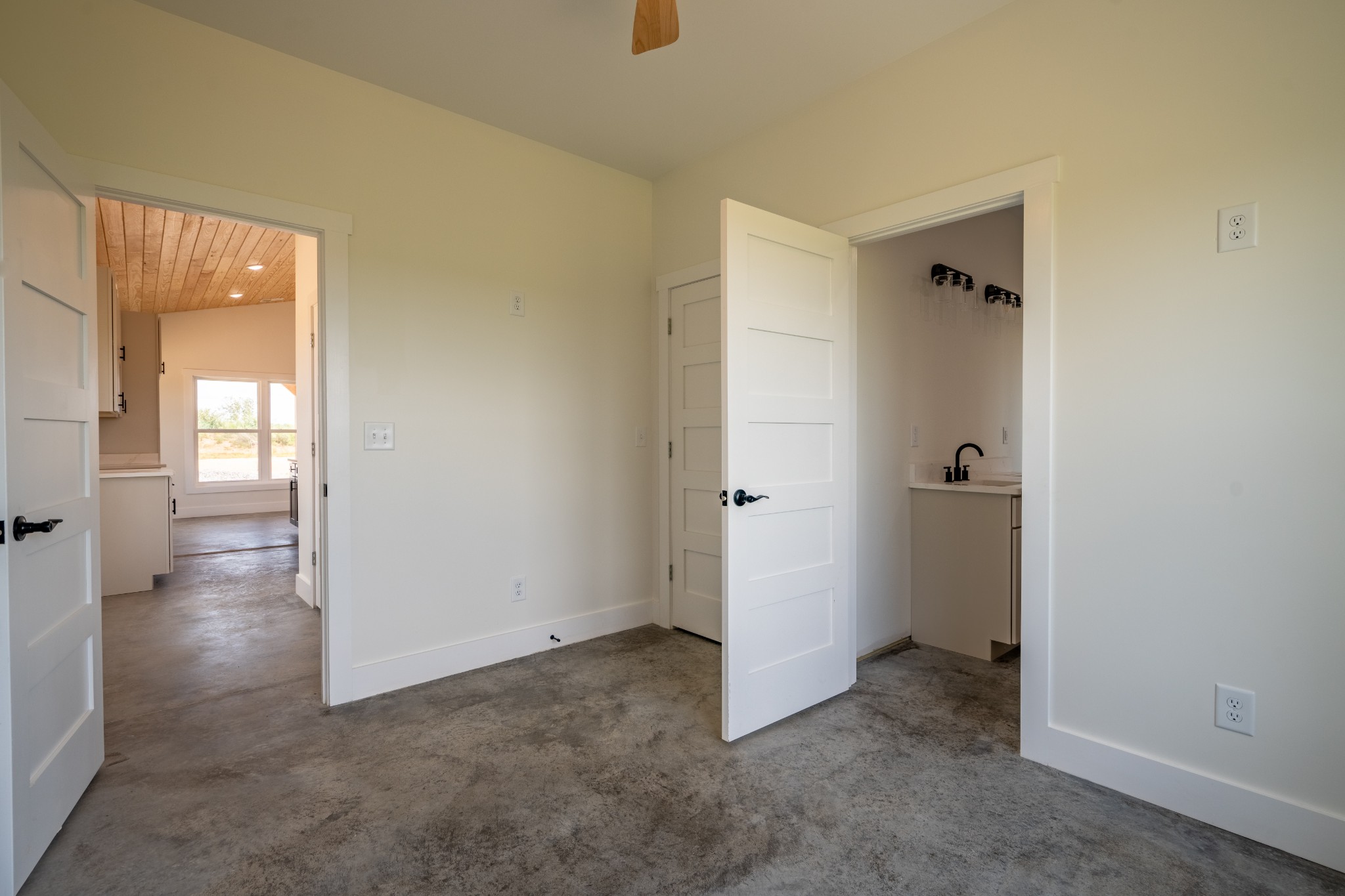 241 Springer Road Hohenwald, TN 38462 - Photo 15 of 63