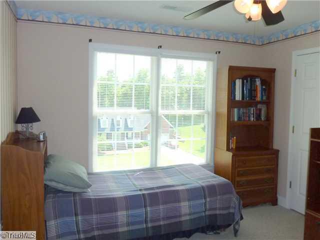 327 Beech Ridge Road Thomasville, NC 27360 - Photo 13 of 13 3rd Bedroom. 3rd Bedroom, 2nd Level w/Berber carpet