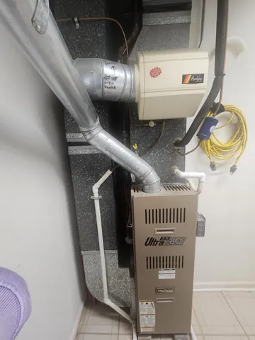 a view of empty room with windows