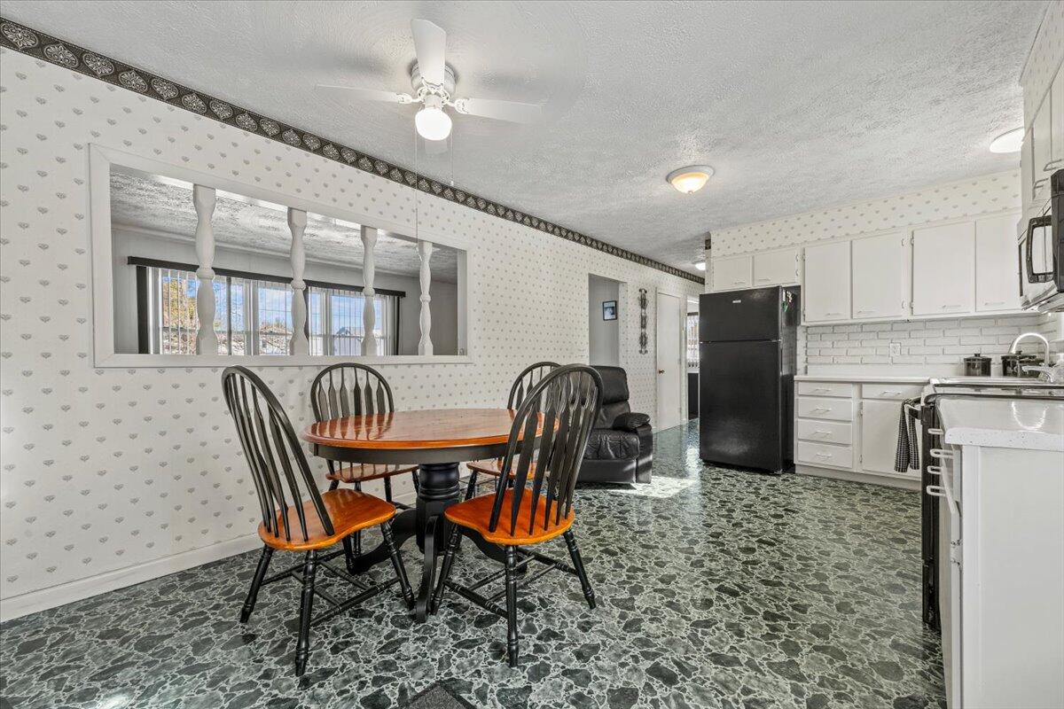 5 Penny Avenue Biddeford, ME 04005 - Photo 4 of 31 Kitchen