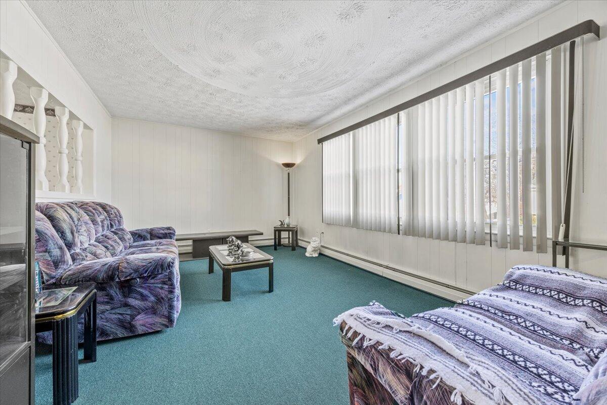 5 Penny Avenue Biddeford, ME 04005 - Photo 9 of 31 Living room