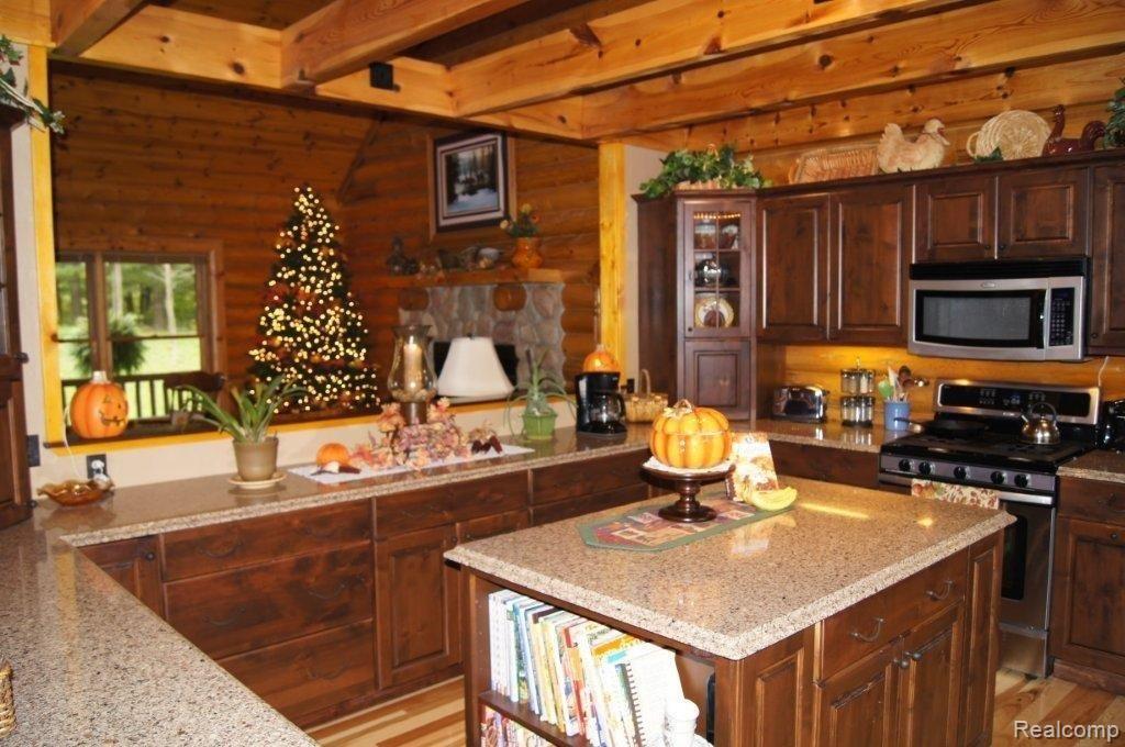 1681 Gray Road Lapeer, MI 48446 - Photo 6 of 25 1681 Gray Rd (5).jpg