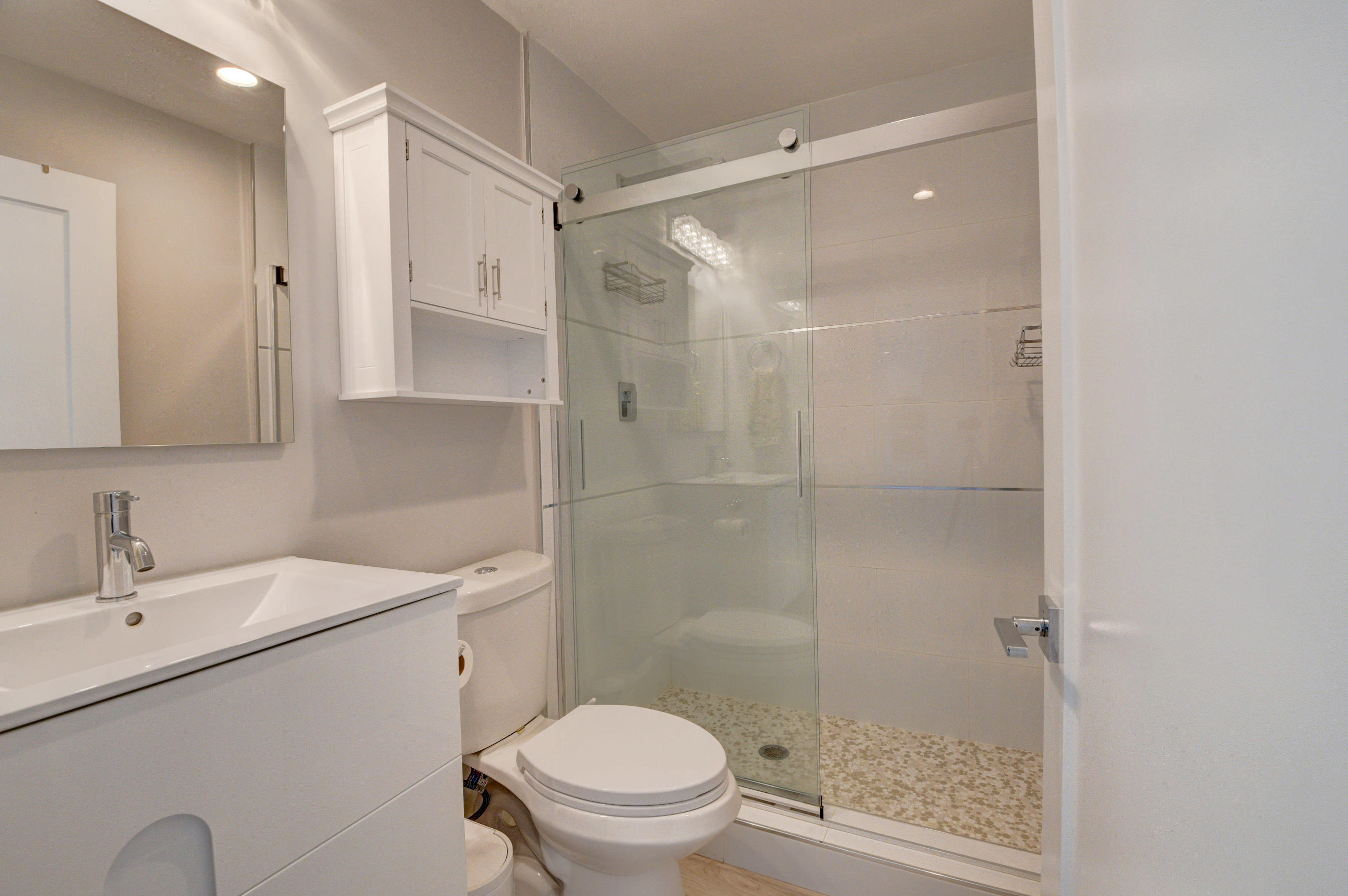 1068 Southwest 7th Street Boca Raton, FL 33486 - Photo 20 of 48 Bathroom 2