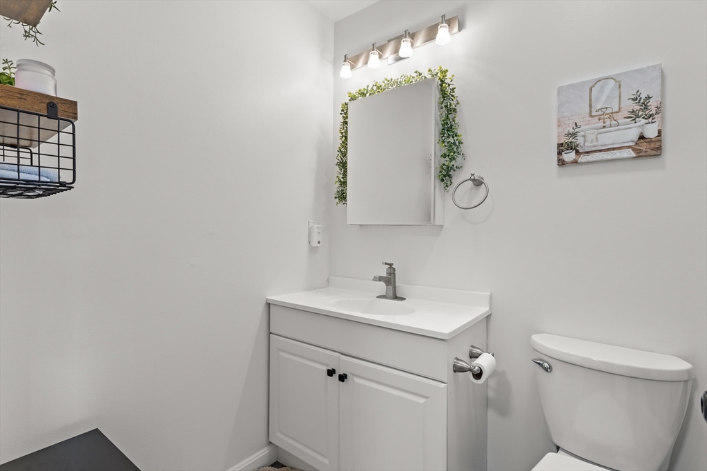 3 Riviera Road, Unit 3 Hudson, NH 03051 - Photo 31 of 42 Gallery Image 31