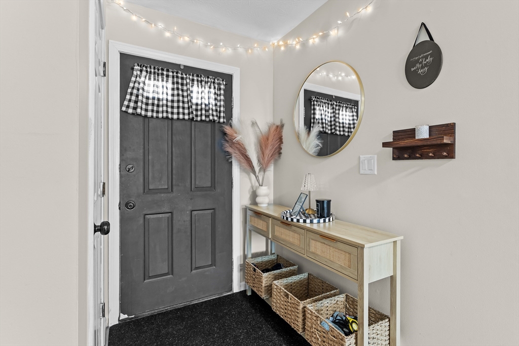 3 Riviera Road, Unit 3 Hudson, NH 03051 - Photo 5 of 42 Gallery Image 5