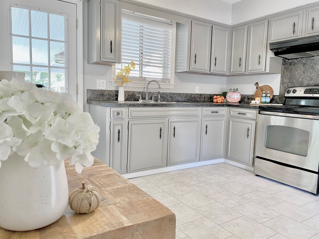Kitchen view including coffee bar